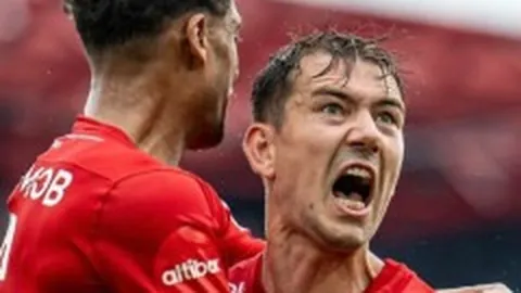 【巅峰较量·连战告捷】市场焦点聚集，激情燃爆的赛事一触即发！